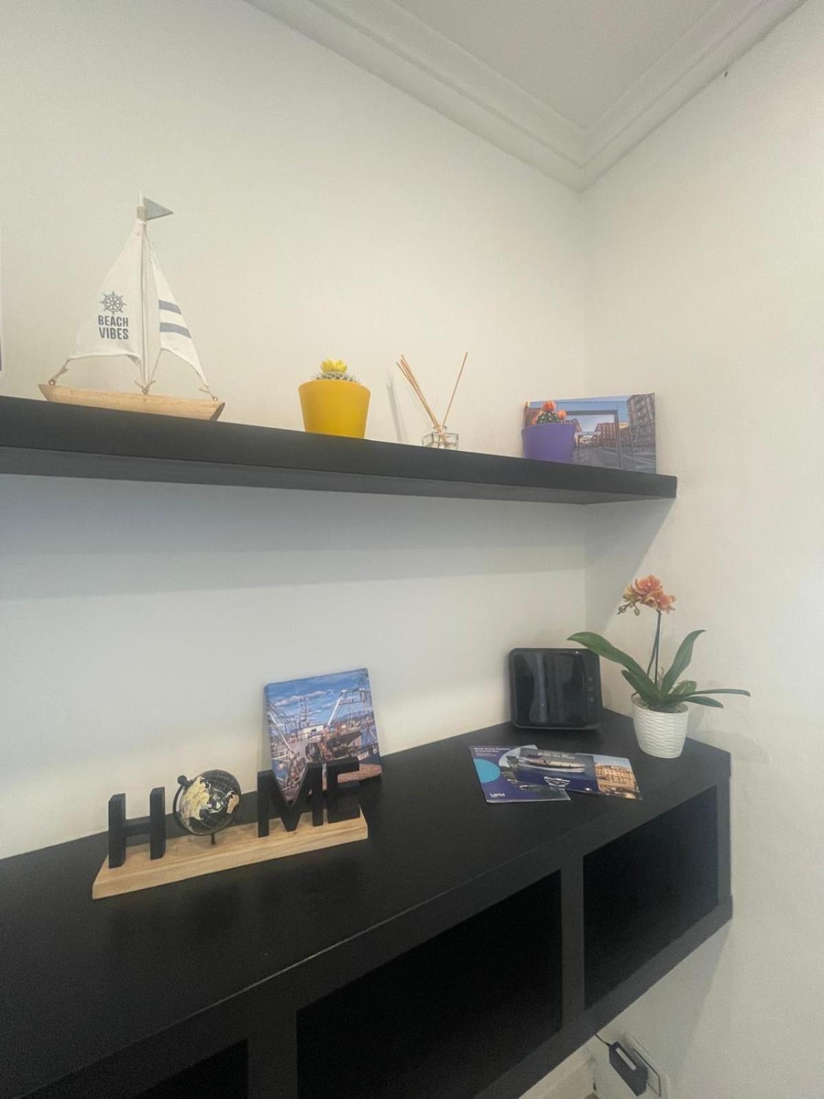 Orizzonte - 5 Terre, Via Fratelli Rosselli 11, Centro Storico-Stazione Centrale Con 2 Camere Da Letto La Spezia Dış mekan fotoğraf